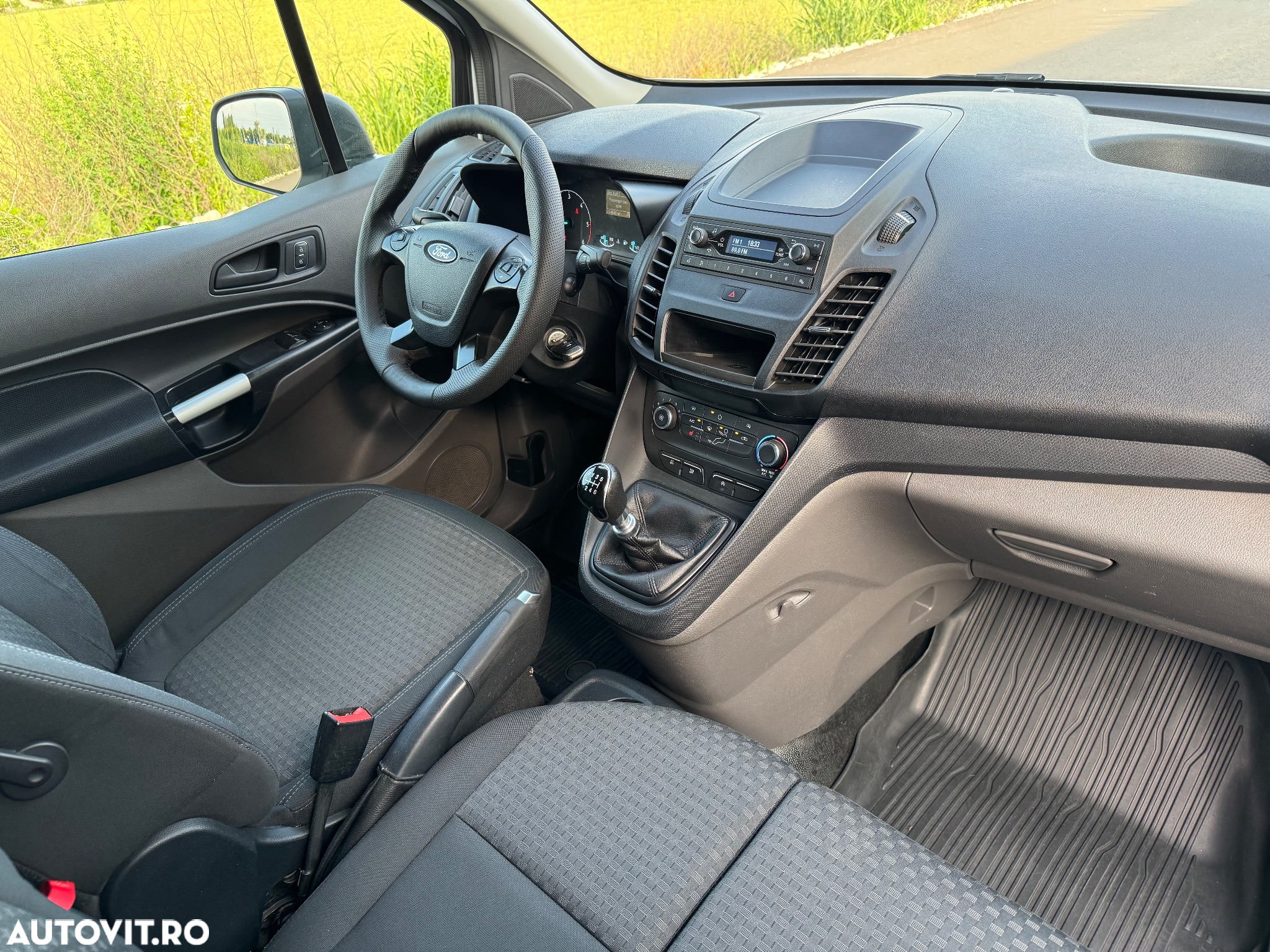 Ford Transit Connect - 6