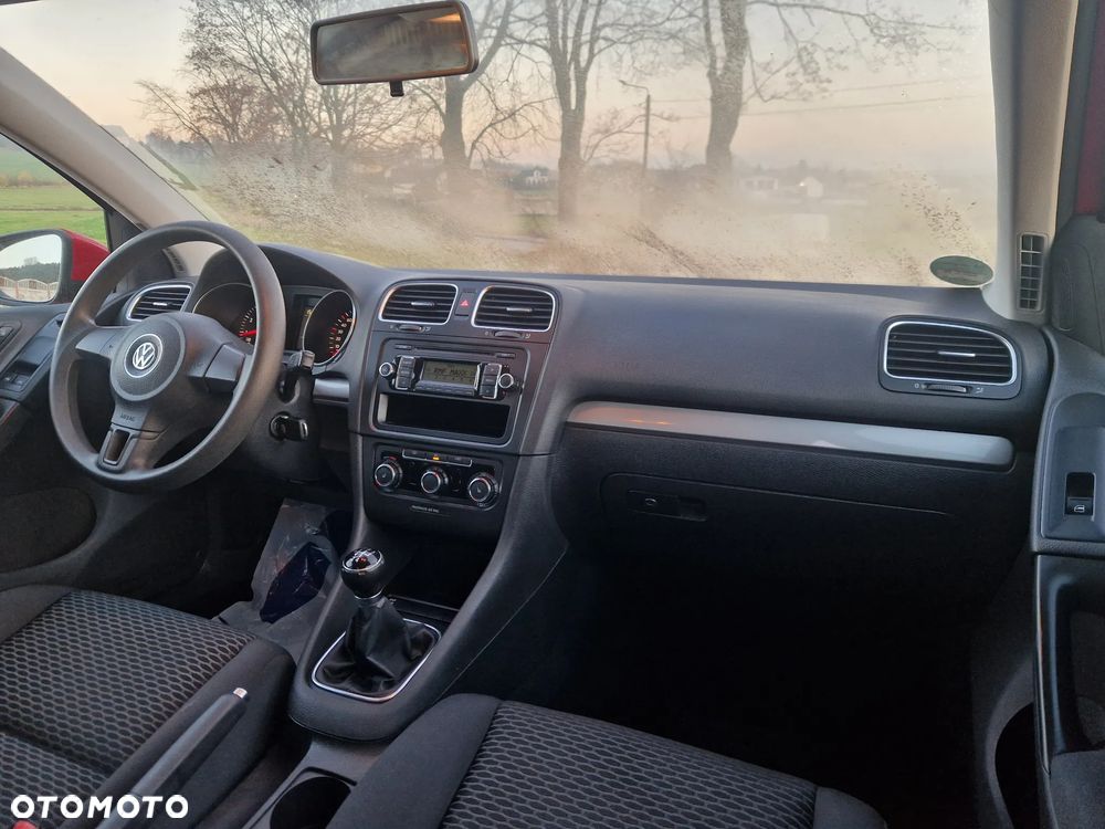 Volkswagen Golf 1.6 Comfortline - 15
