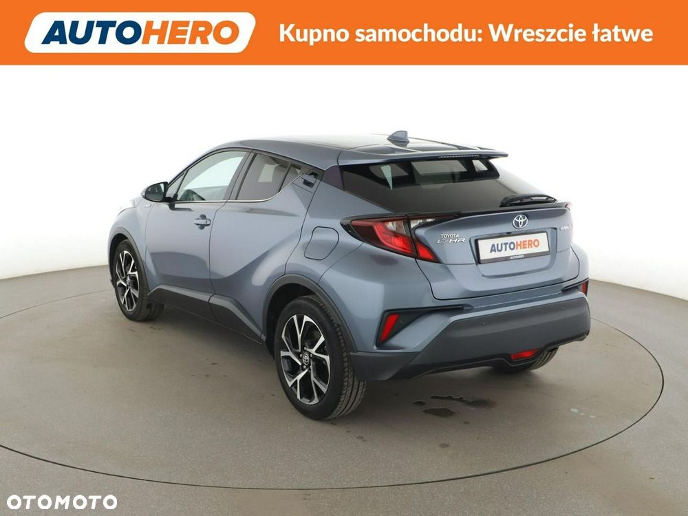 Toyota C-HR Style - 4