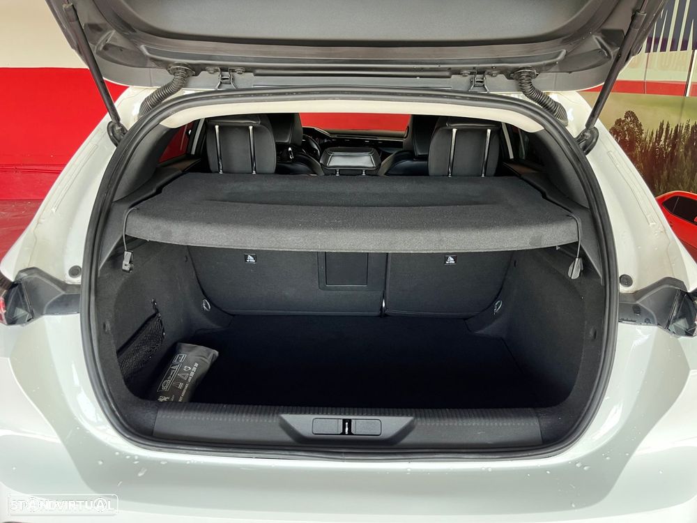 Peugeot 308 1.5 BlueHDi Allure Pack EAT8 - 26