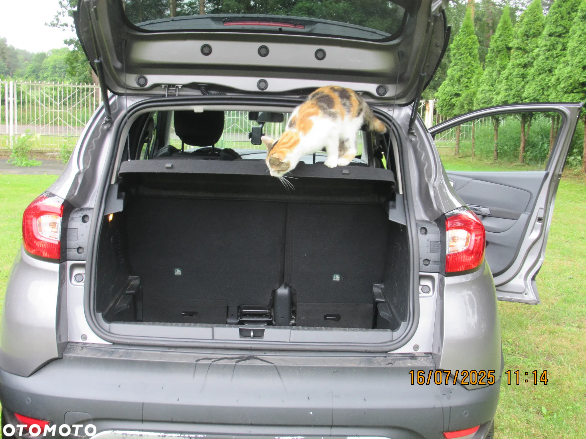 Renault Captur 1.5 dCi Energy Intens EDC EU6 - 12
