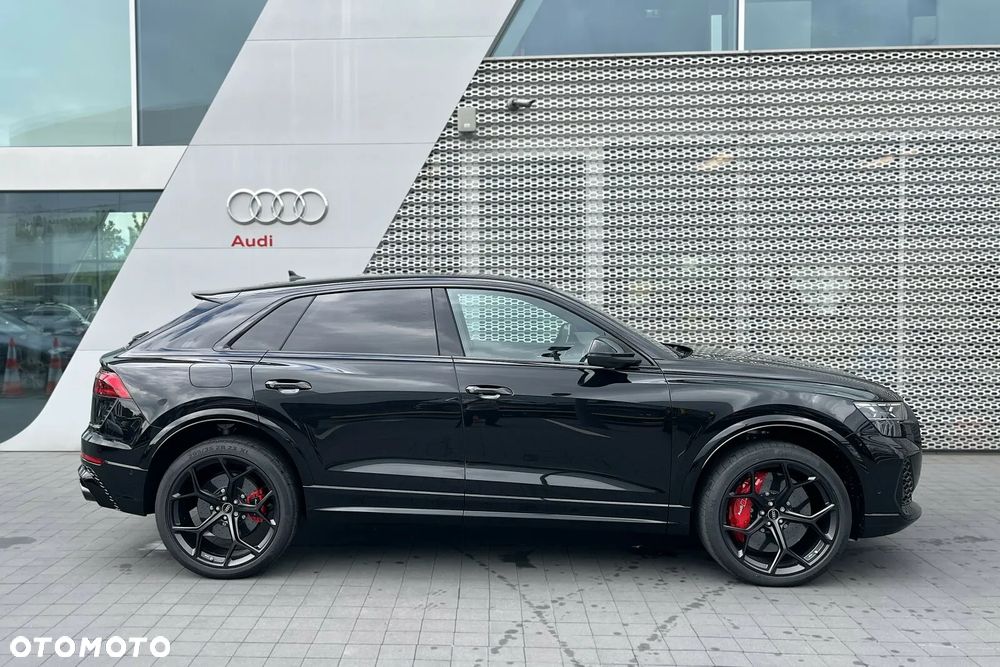 Audi RS Q8 - 20