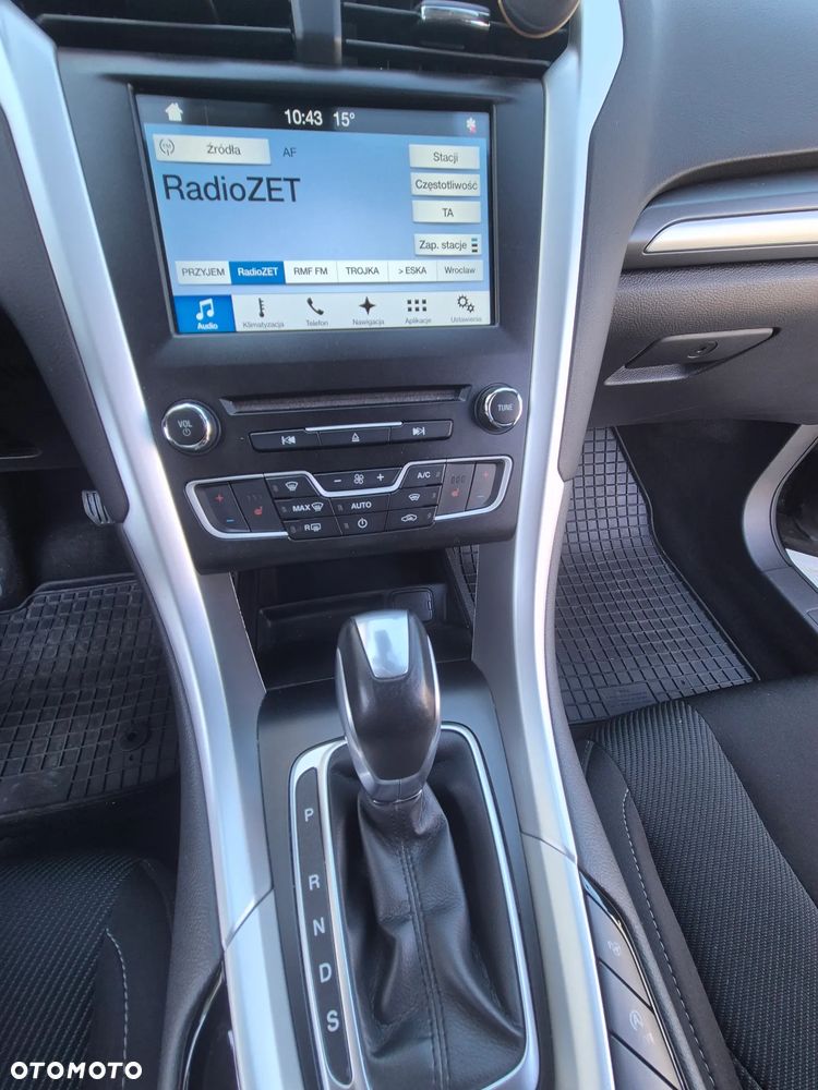 Ford Mondeo 2.0 TDCi Ambiente PowerShift - 4