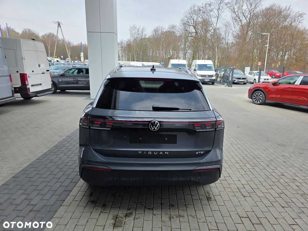 Volkswagen Tiguan 1.5 eTSI Life Plus DSG - 6