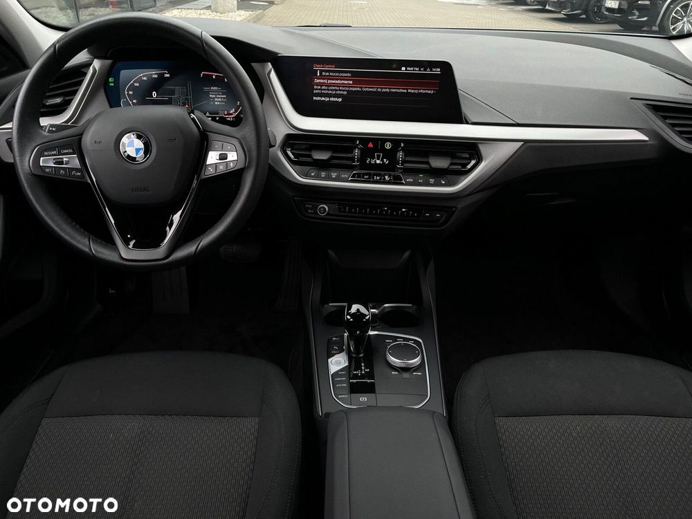 BMW Seria 1 118i - 8