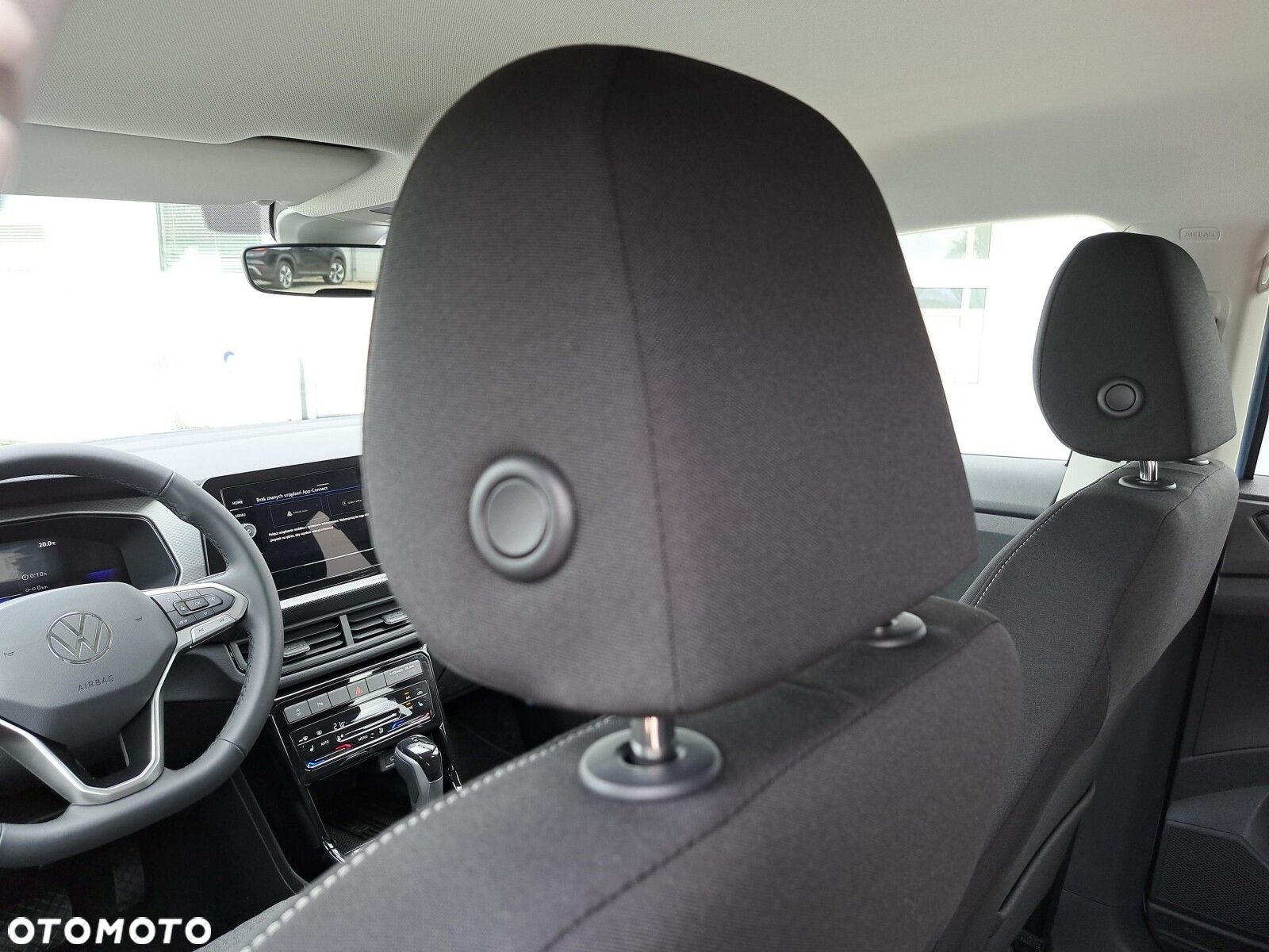 Volkswagen T-Cross - 28