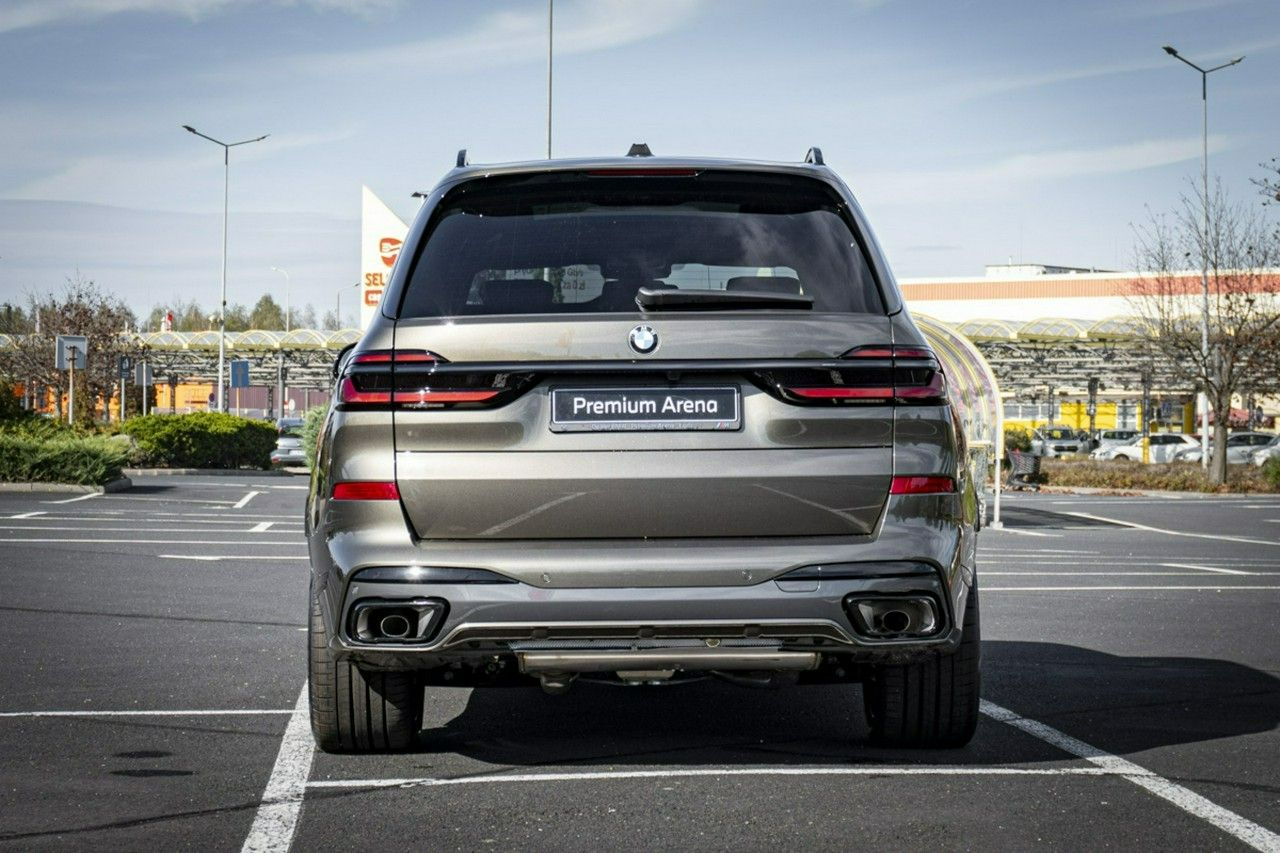 BMW X7 - 9