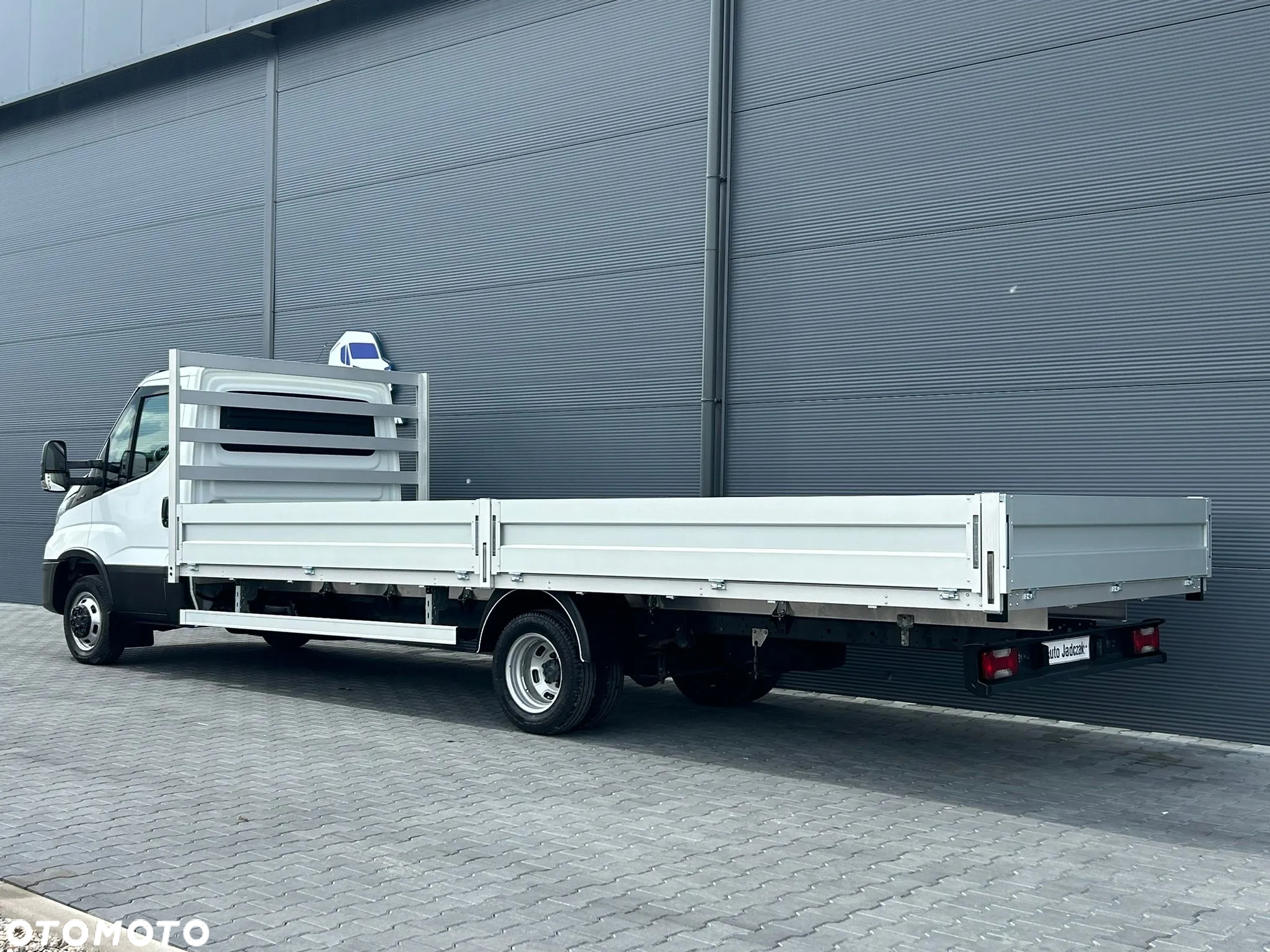 Iveco Daily 50C18 35C18 3.0 HPI Skrzynia 6,2m **KLIMA**NAVI**NA BLIŹNIAKACH**Wzmocniony**Niski przebieg** - 3