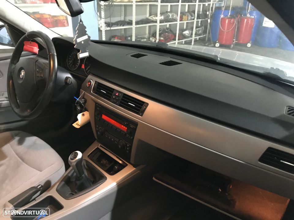BMW 320d E90 Para Peças - 3