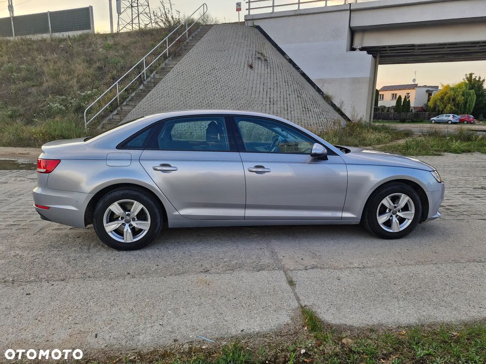 Audi A4 Limousine 2.0 TDI - 8