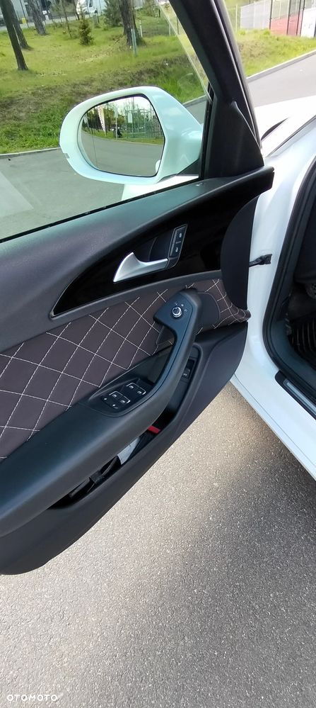 Audi A6 Avant 2.0 TDI DPF - 14