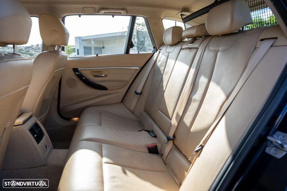 BMW 320 d Line Luxury Auto - 16