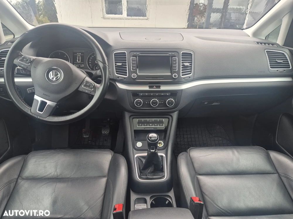 Volkswagen Sharan 2.0 TDI 4MOTION Blue Motion Life - 16