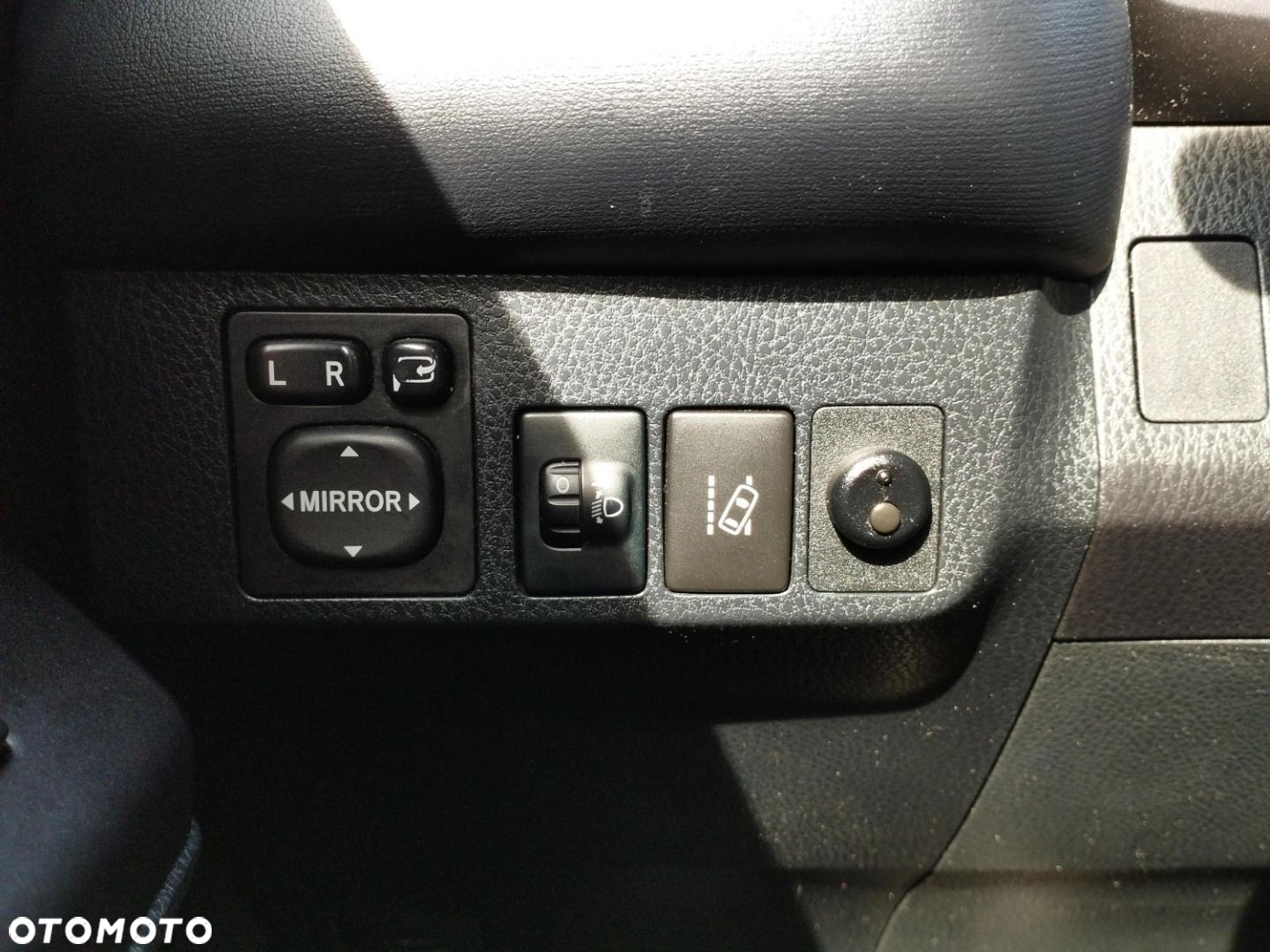 Toyota RAV4 - 23