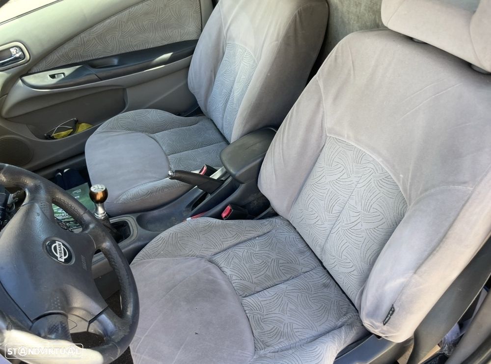 Nissan Almera 2.2 Di Sport - 3