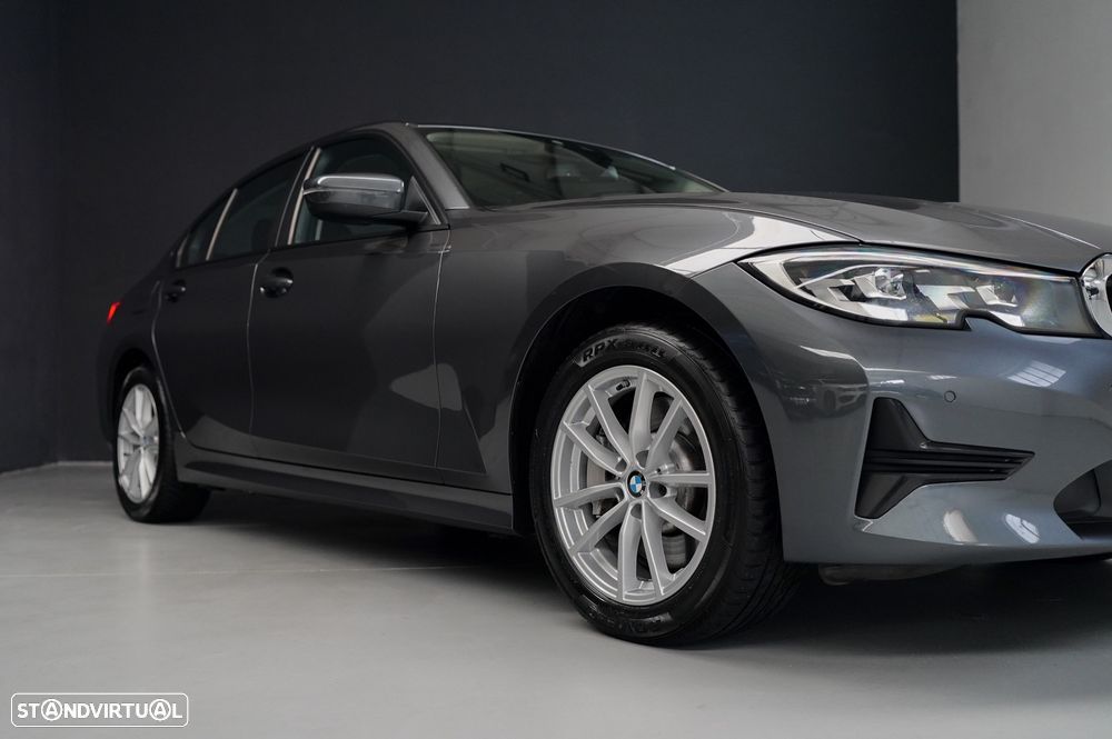 BMW 330 e Corporate Edition Auto - 11