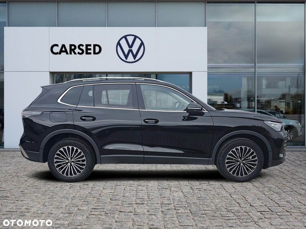 Volkswagen Tiguan - 8