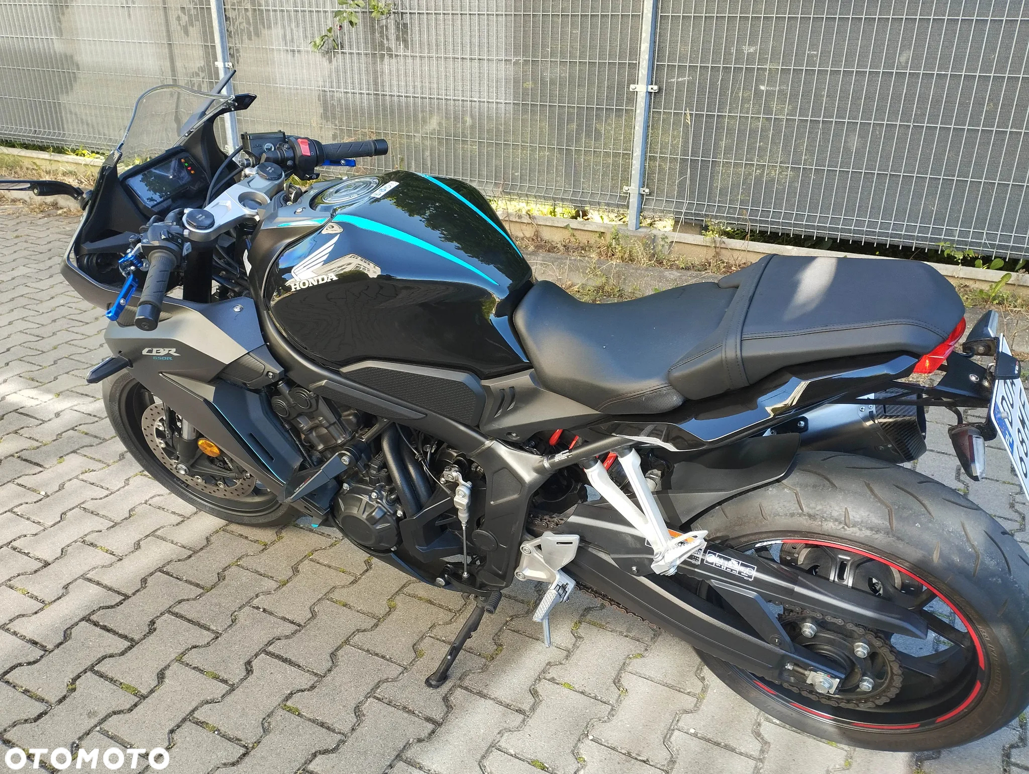 Honda CBR - 15