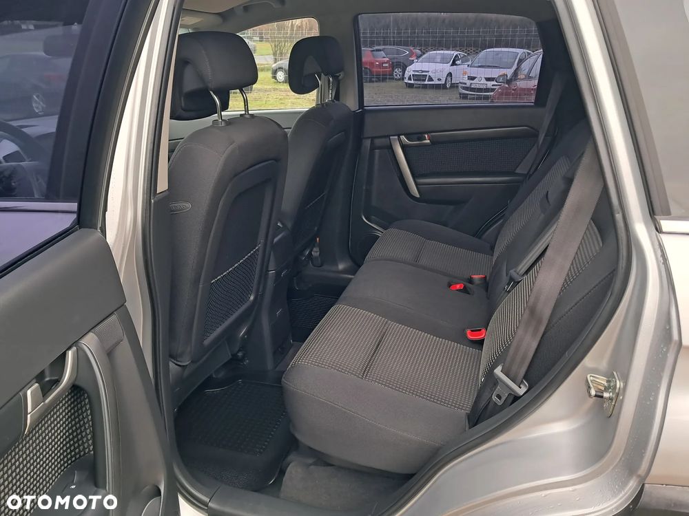 Chevrolet Captiva 2.4 2WD 5 Sitzer LS - 19