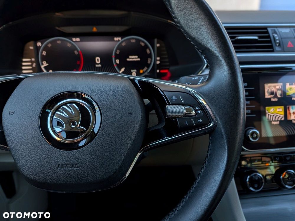 Skoda Superb 2.0 TSI Style DSG - 23