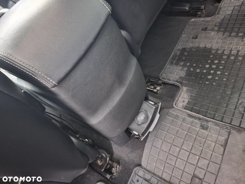 Ford S-Max 2.0 TDCi DPF Titanium X - 20