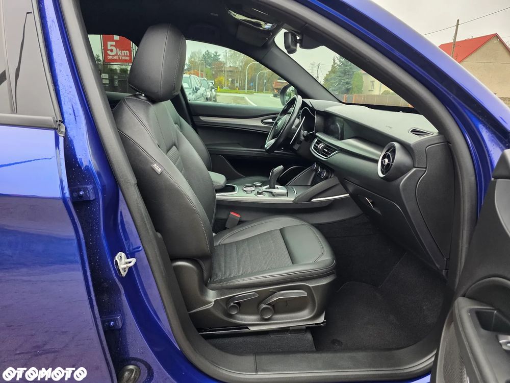 Alfa Romeo Stelvio 2.2 16V AT8 Q4 B-Tech - 13