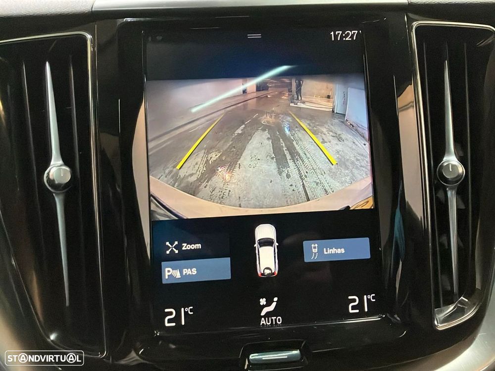 Volvo XC 60 2.0 T8 PHEV Momentum AWD - 14