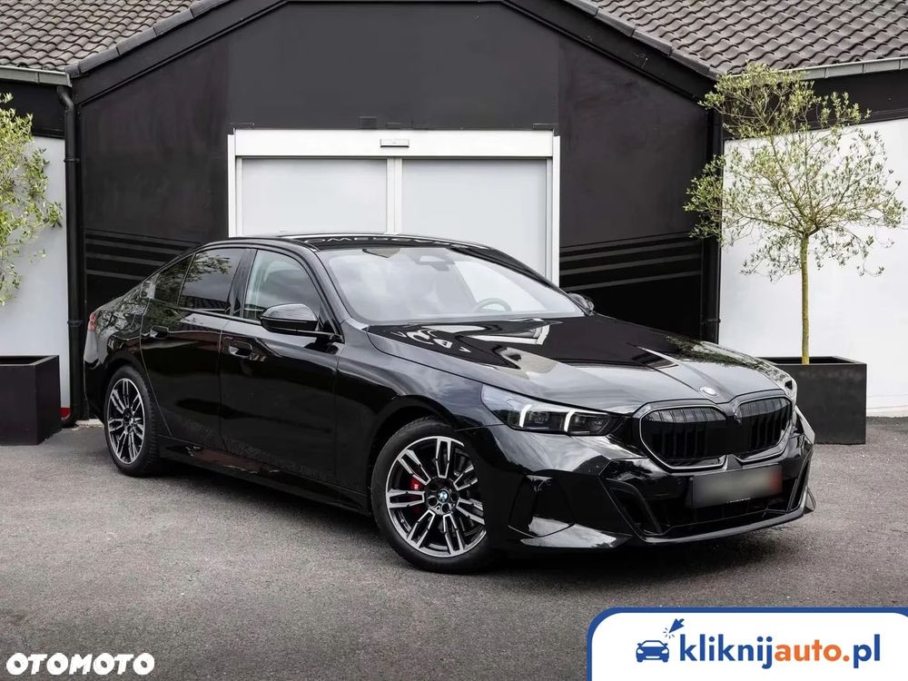 BMW Seria 5 520d xDrive mHEV M Sport - 2