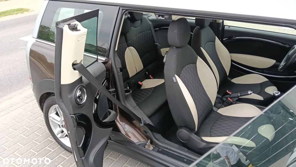 MINI Clubman - 22