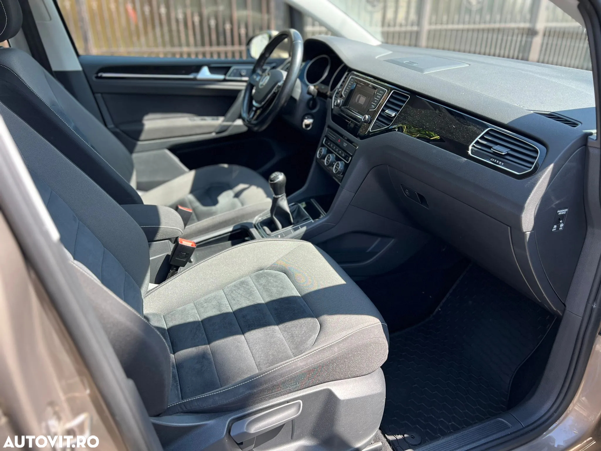 Volkswagen Golf Sportsvan 1.6 TDI BlueMotion Comfortline - 19