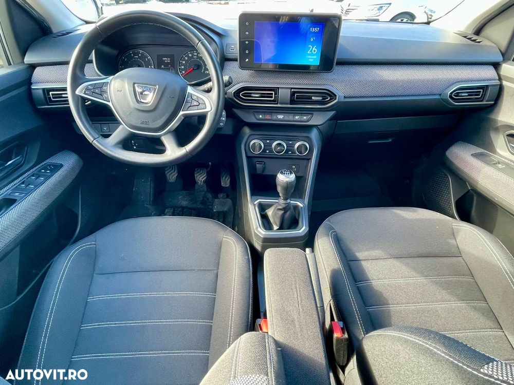 Dacia Logan TCe 90 MT6 Expression - 8