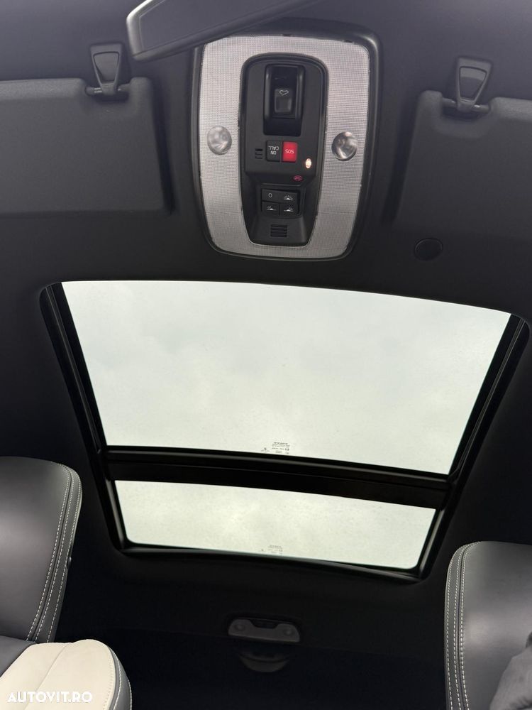 Volvo XC 60 D4 Geartronic Summum - 16