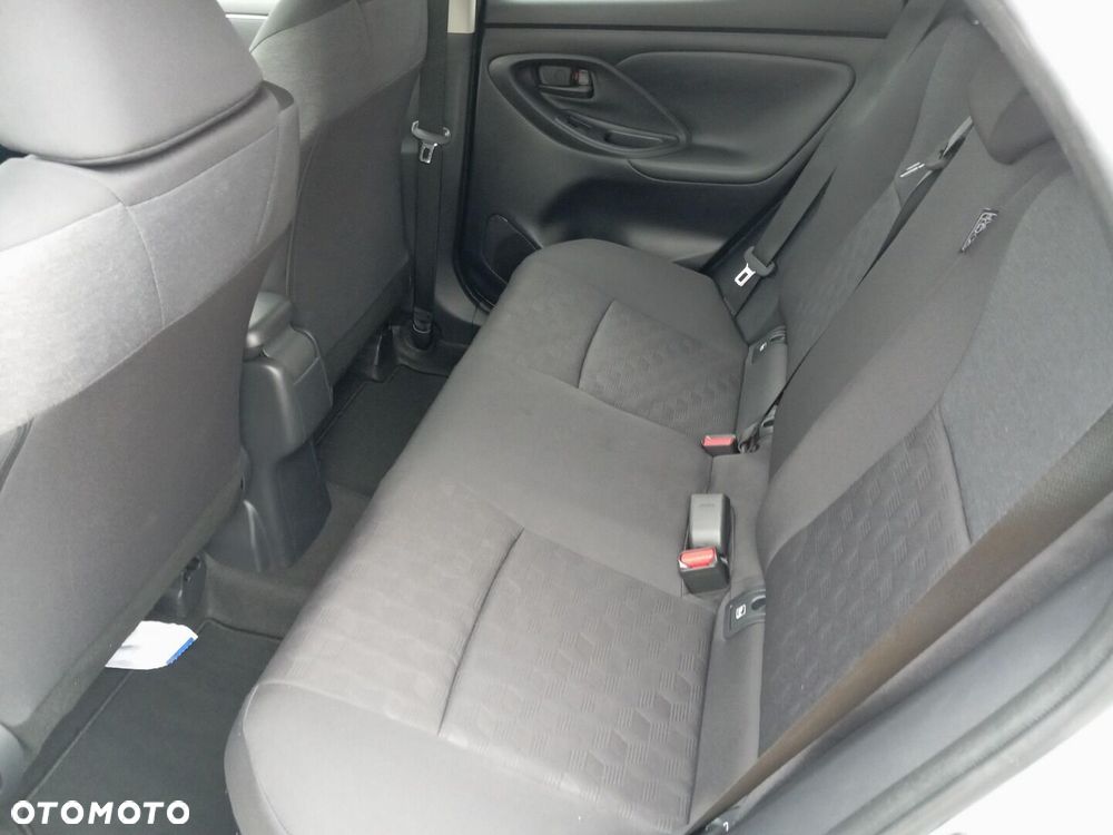 Toyota Yaris Hybrid 1.5 Style - 9