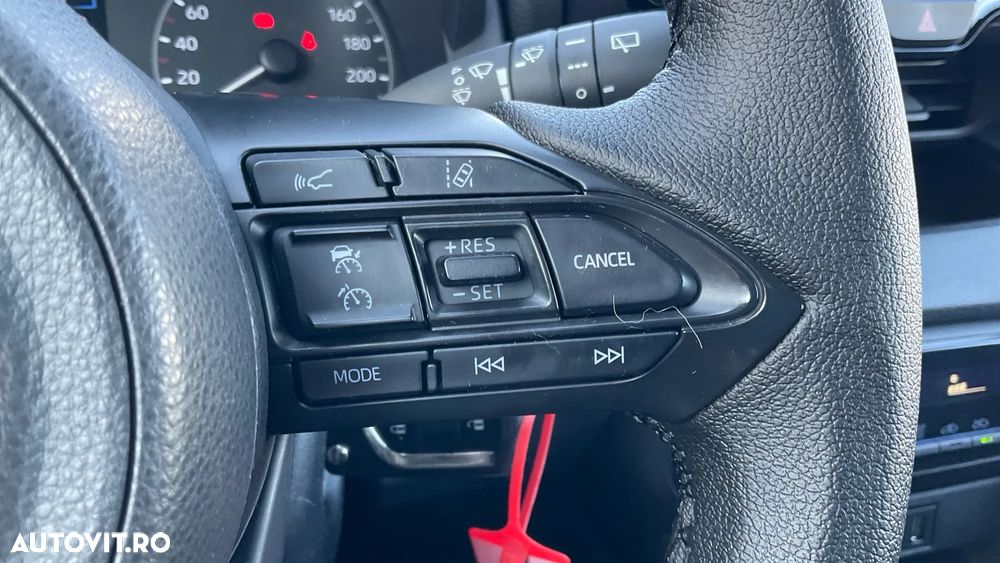 Toyota Yaris 1.5 VVT-i HSD Eco - 21