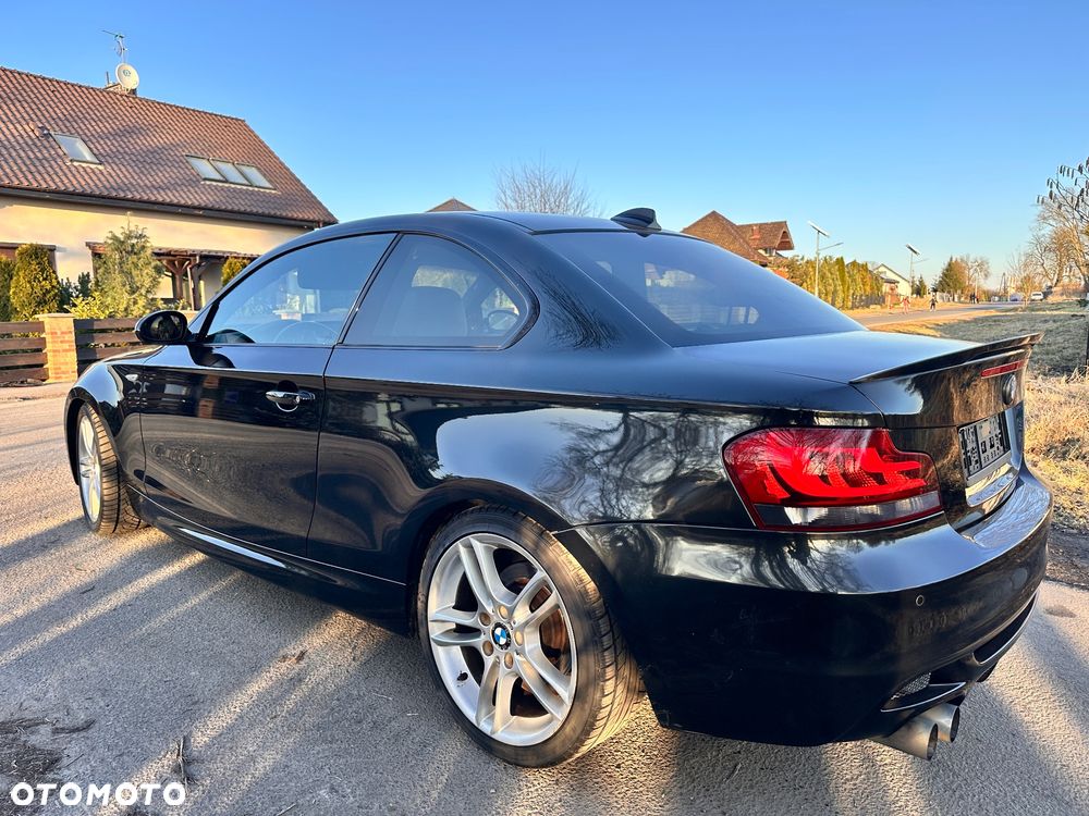 BMW Seria 1 123d DPF - 14