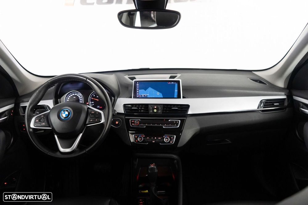 BMW X1 25 e xDrive Corporate Edition - 20