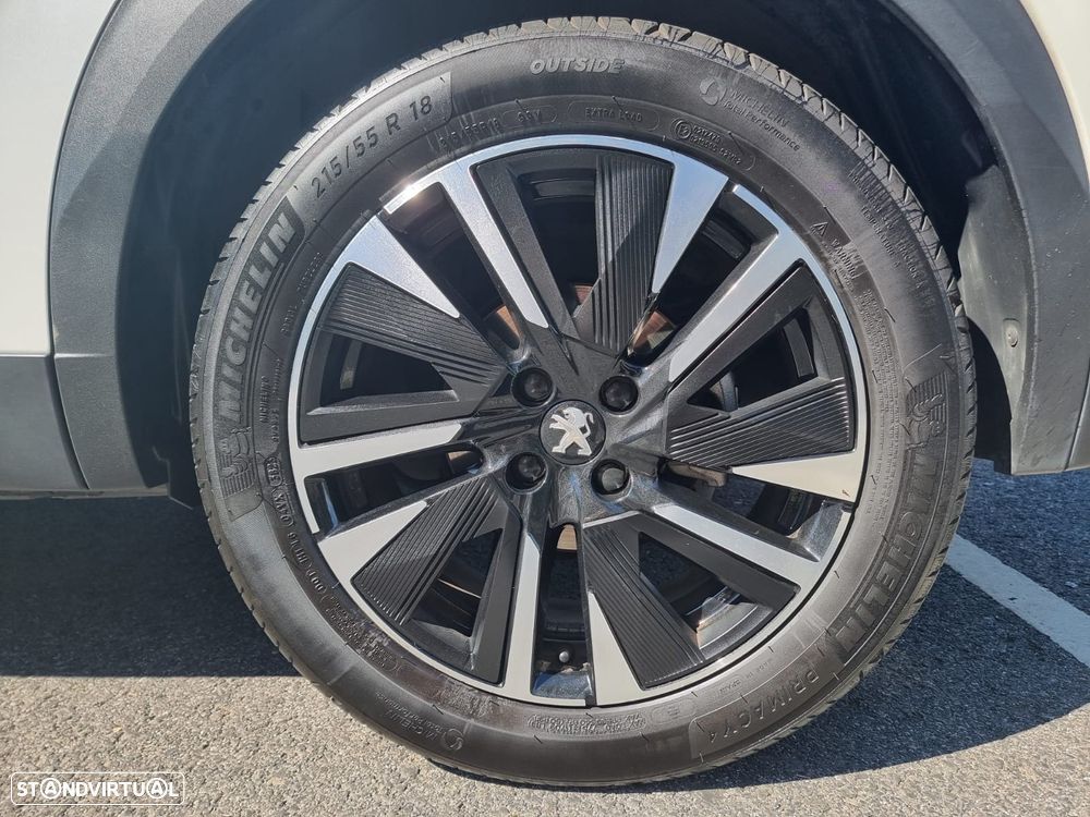 Peugeot e-2008 50 kWh GT Line - 8