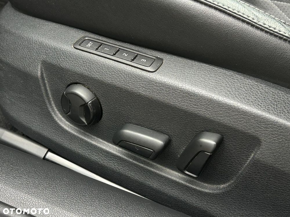 Skoda Superb 2.0 TSI Sportline DSG - 36