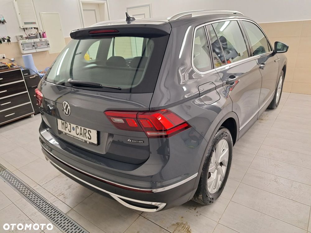 Volkswagen Tiguan 2.0 TDI SCR 4MotION DSG Elegance - 12