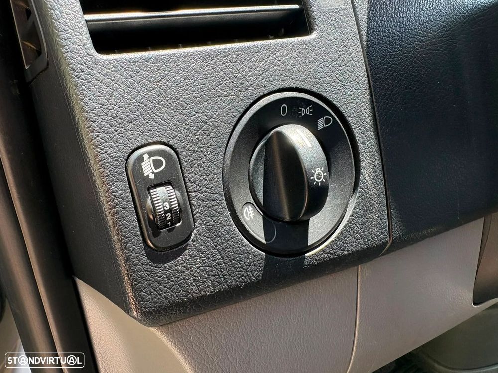 Volkswagen CRAFTER - 15