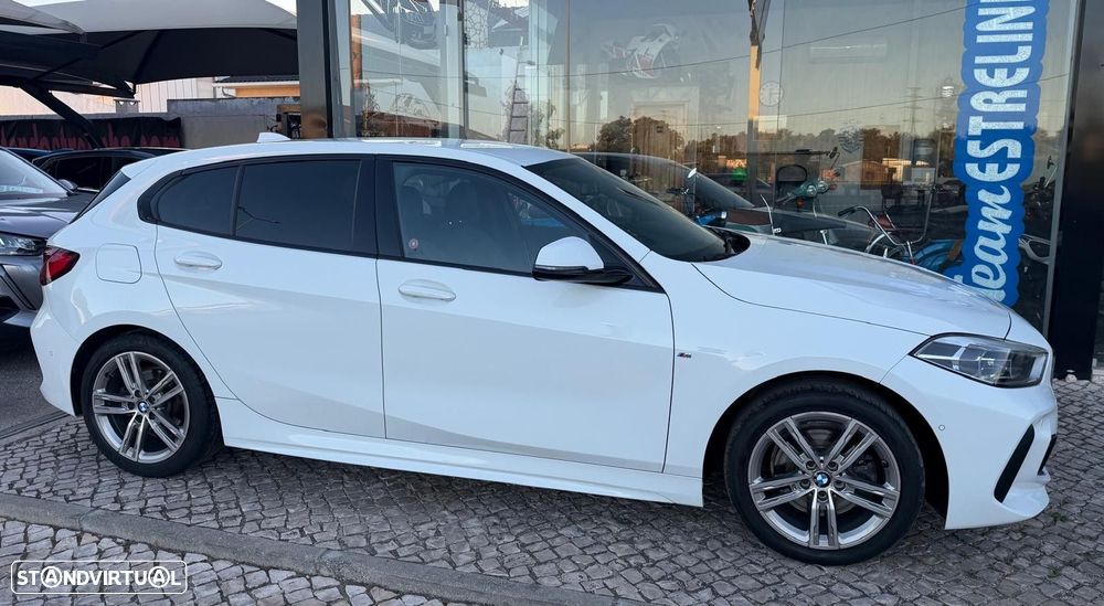 BMW 118 d Pack Desportivo M - 1