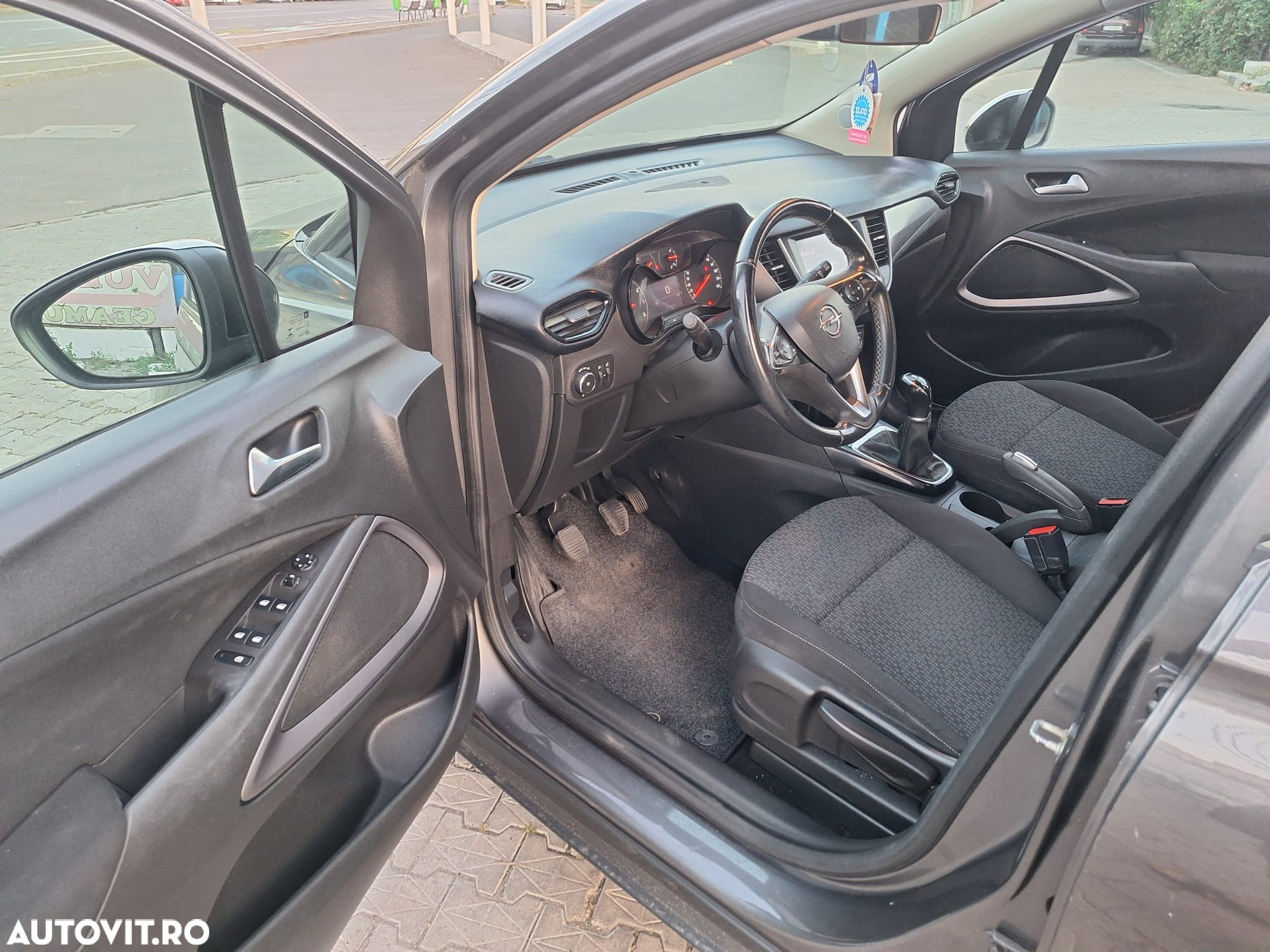 Opel Crossland 1.2 Start/Stop Edition - 9