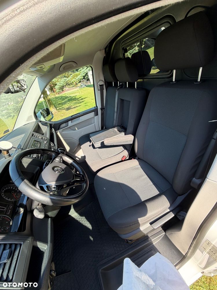 Volkswagen Transporter - 30
