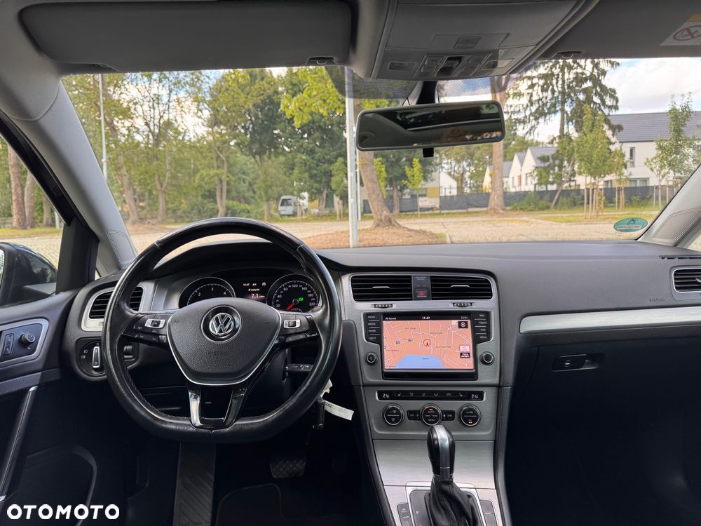 Volkswagen Golf Variant - 29