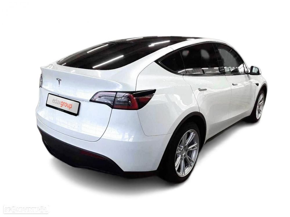 Tesla Model Y RWD - 2