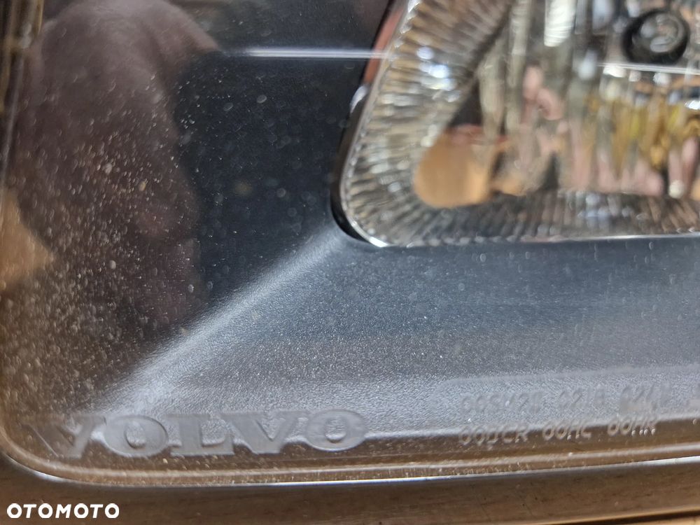 LAMPA LEWA PRZEDNIA XENON VOLVO S40II 04-07R  CZARNY ŚRODEK IDEALNA ORYGINAŁ EUROPA - 7