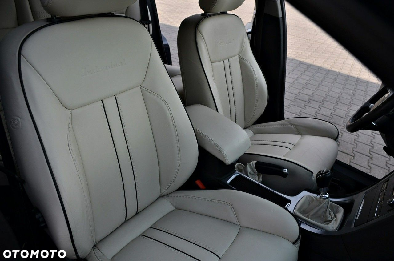 Ford Mondeo - 23