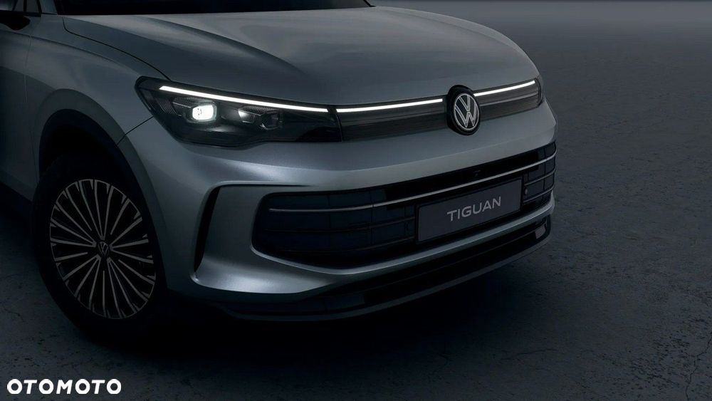 Volkswagen Tiguan - 8