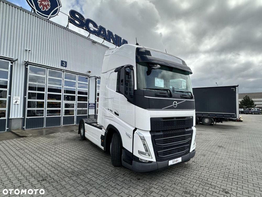 Volvo FH 4X2 460 Globetrotter XL - 2