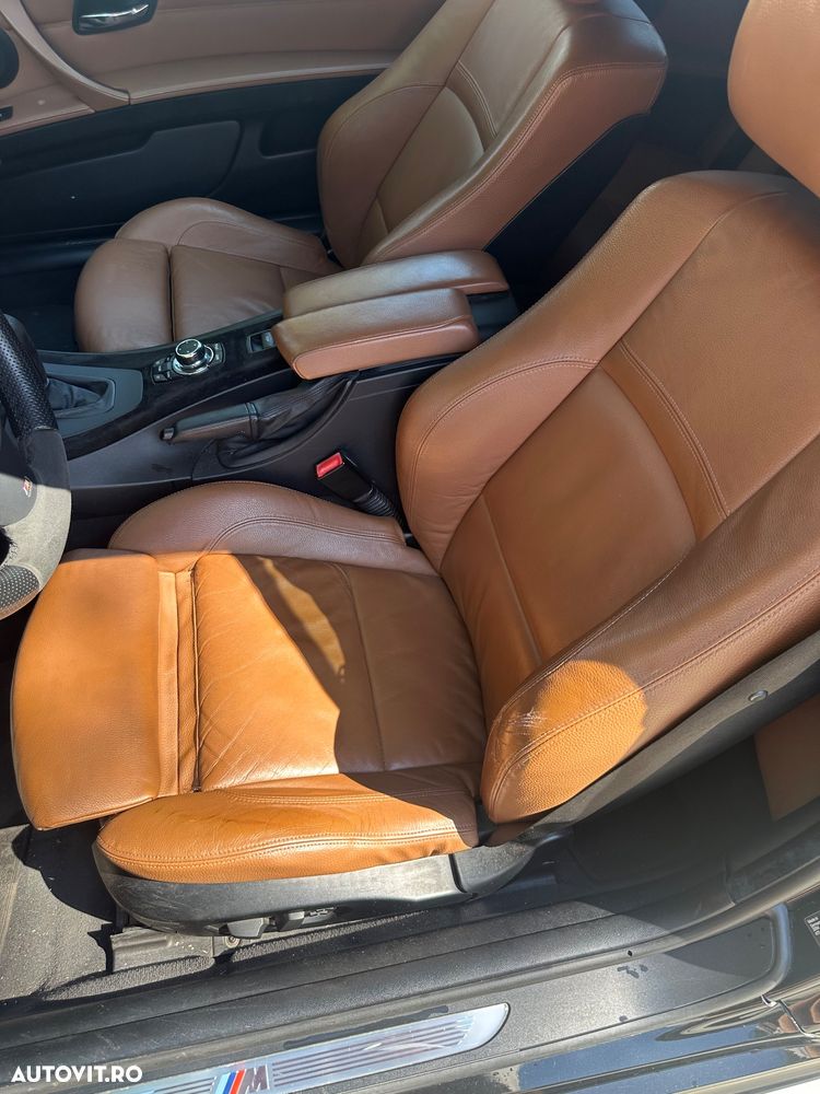 BMW Seria 3 330d Aut. M Sport Edition - 7